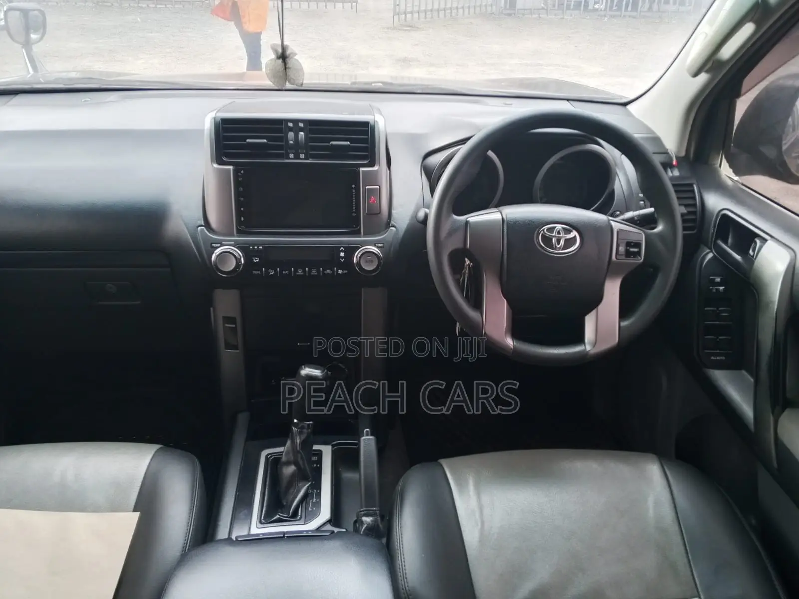 Toyota Land Cruiser Prado 2011 Black