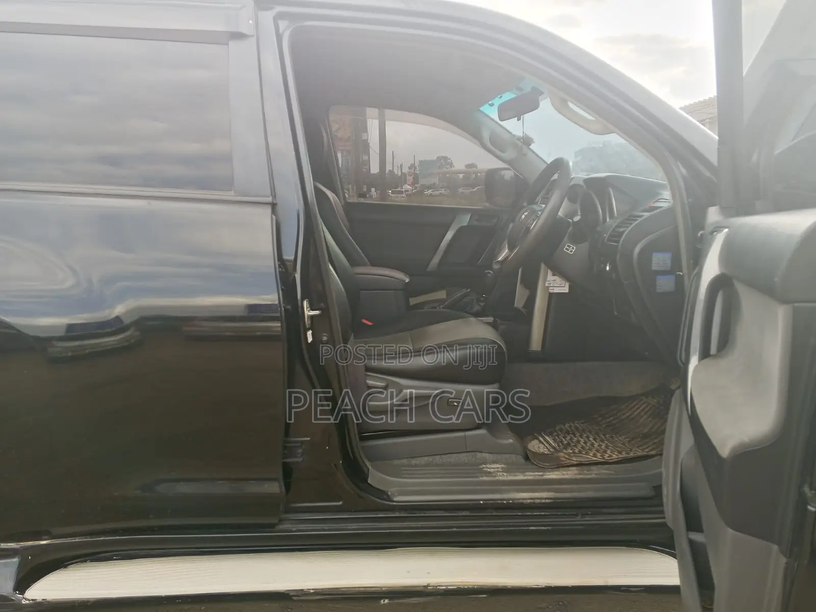 Toyota Land Cruiser Prado 2011 Black