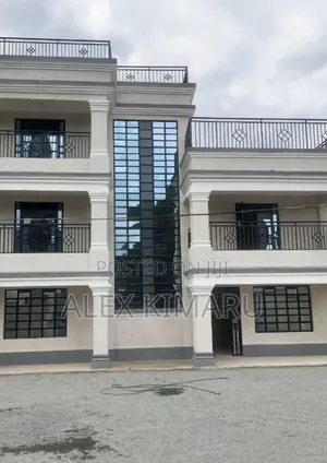 Furnished 6bdrm Maisonette in Karai for sale