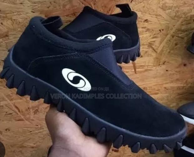 Solomon Shoes