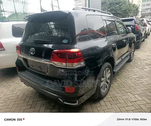 Toyota Land Cruiser 2017 Black