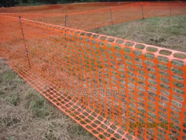 Premium Orange Safety Netting For All Projects - thumbnail 2