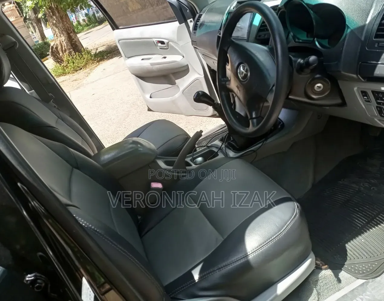 Toyota Hilux 2009 Black