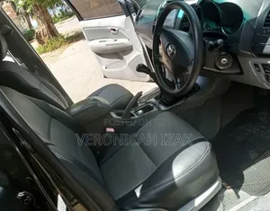Toyota Hilux 2009 Black