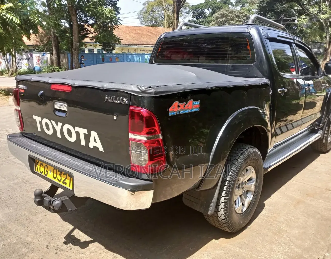 Toyota Hilux 2009 Black