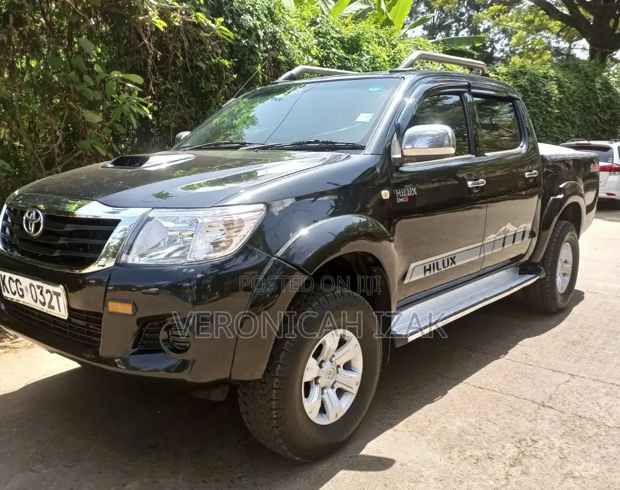 Toyota Hilux 2009 Black