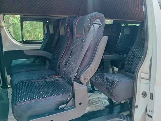 Toyota Grand HiAce 2024 White - thumbnail 6