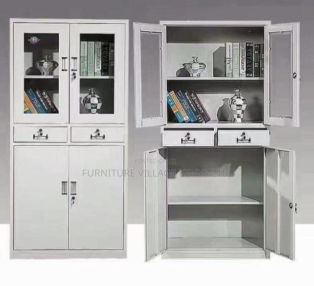 Executive 2-Door Cabinet With Lockers - thumbnail 5