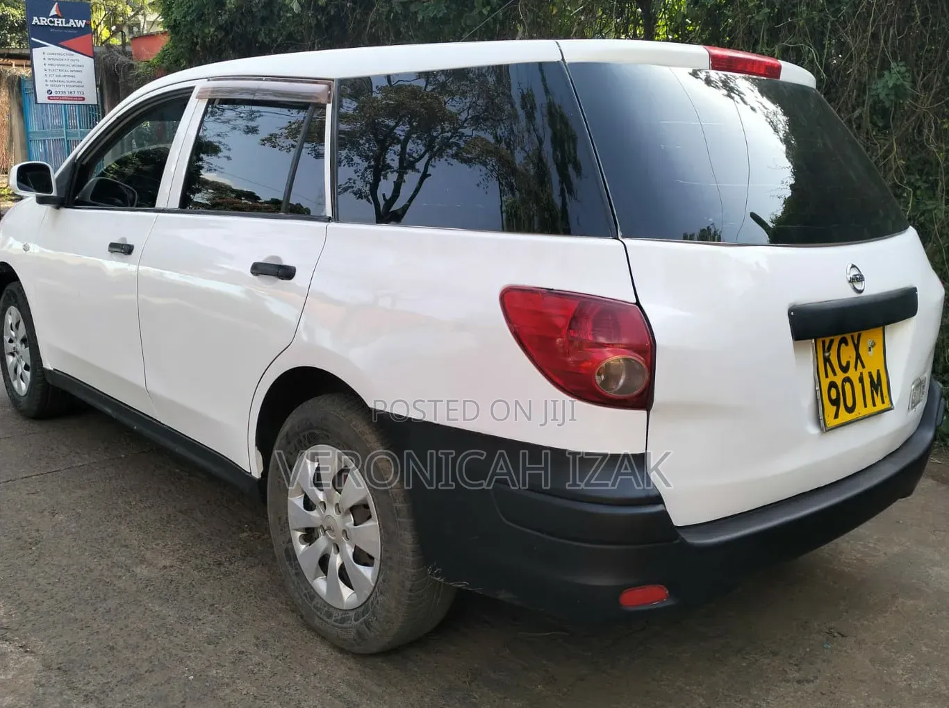 Nissan Advan 2012 White