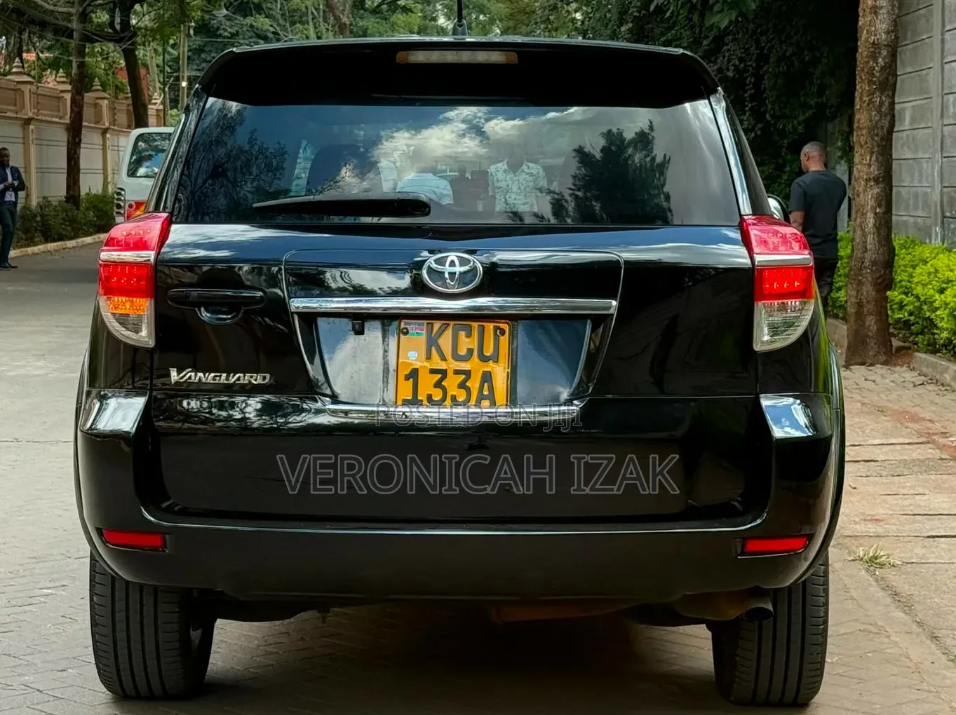 Toyota Vanguard 2012 Black