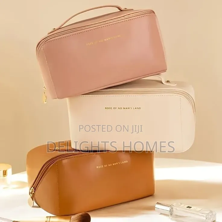 Multifunctional Waterproof Large Cosmetic Bag/Toiletries_hg