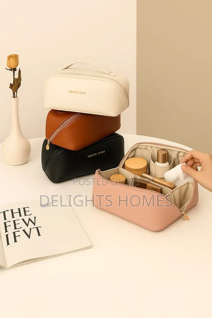 Multifunctional Waterproof Large Cosmetic Bag/Toiletries_hg