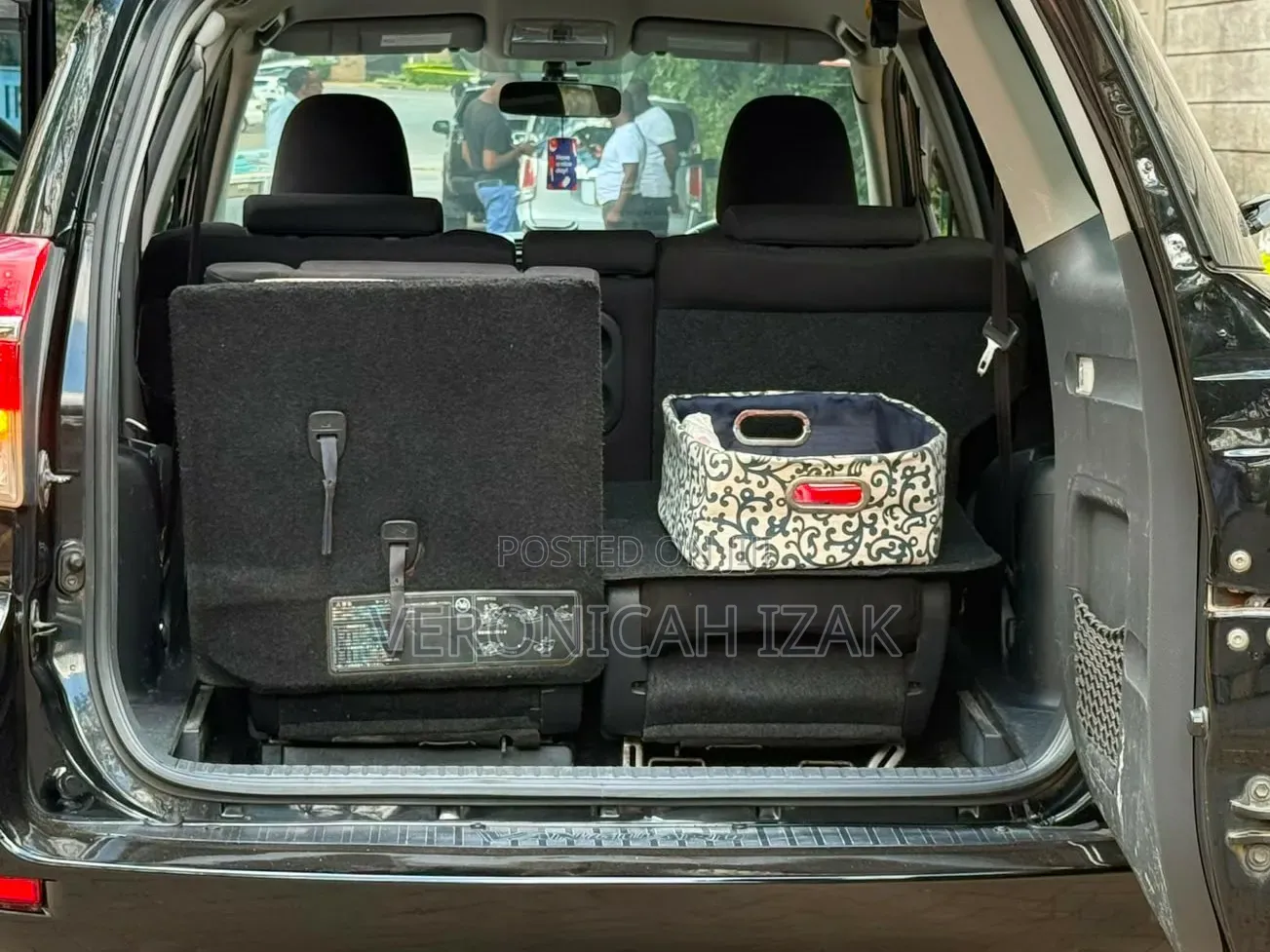 Toyota Vanguard 2012 Black