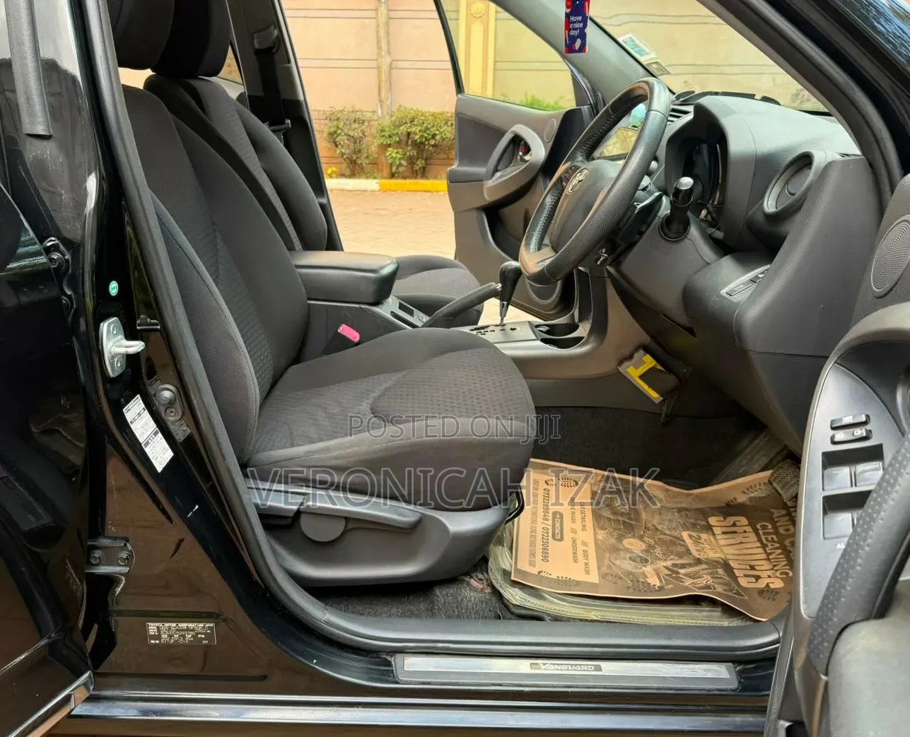Toyota Vanguard 2012 Black