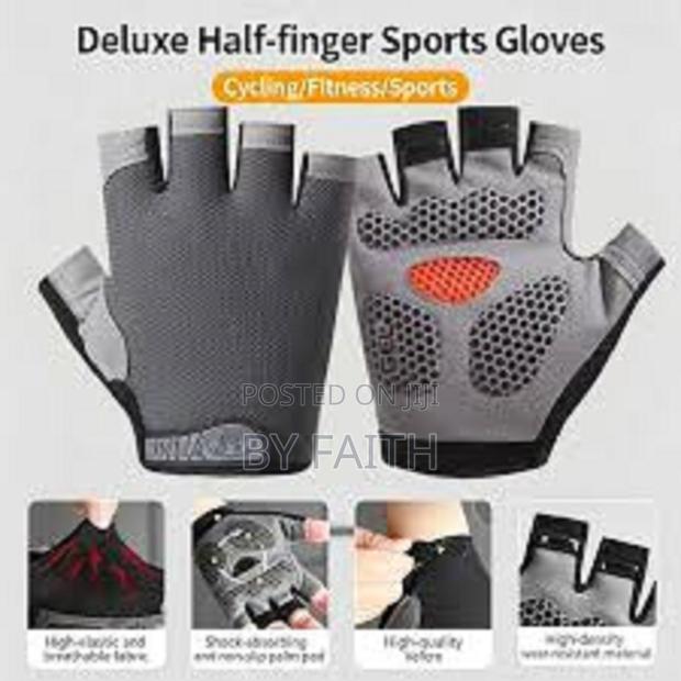 Gym Gloves Cushioned Padding a Good Gym Companion - main view