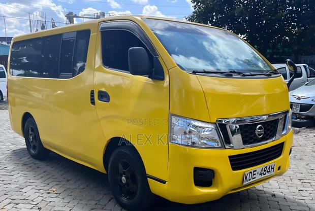 Nissan Caravan (Urvan) 2013 Yellow - thumbnail 7