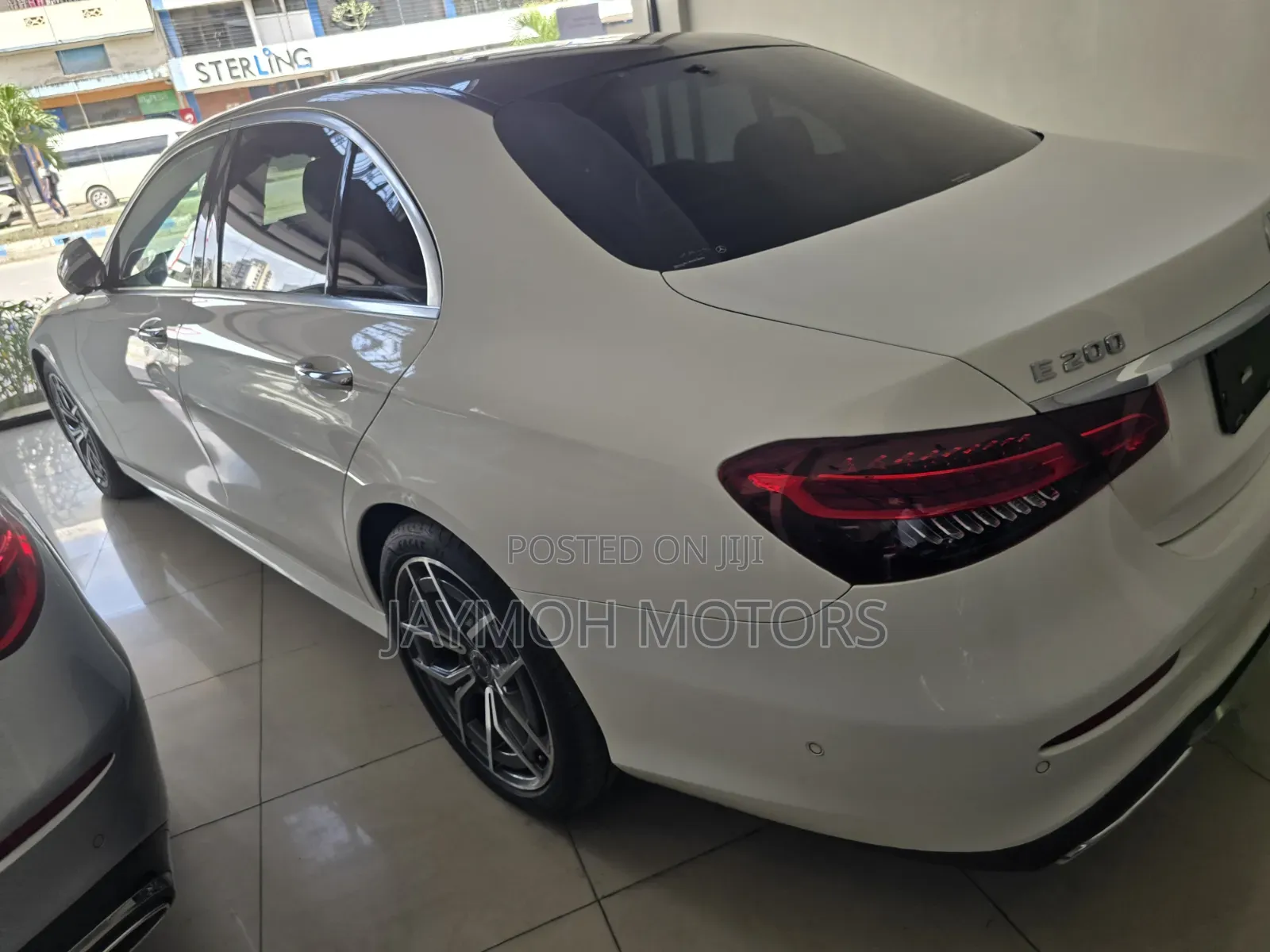 Mercedes-Benz E200 2020 Pearl