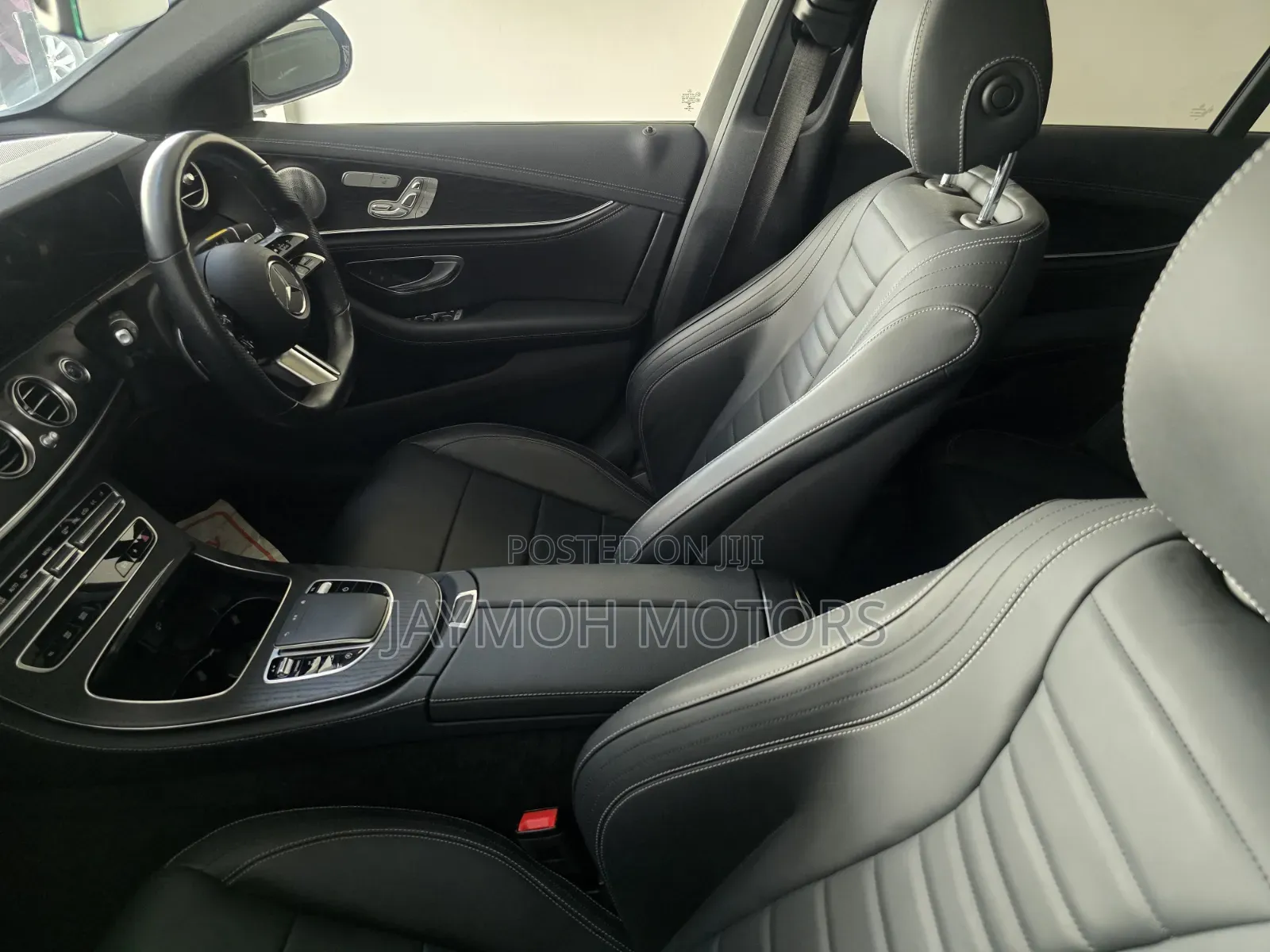 Mercedes-Benz E200 2020 Pearl