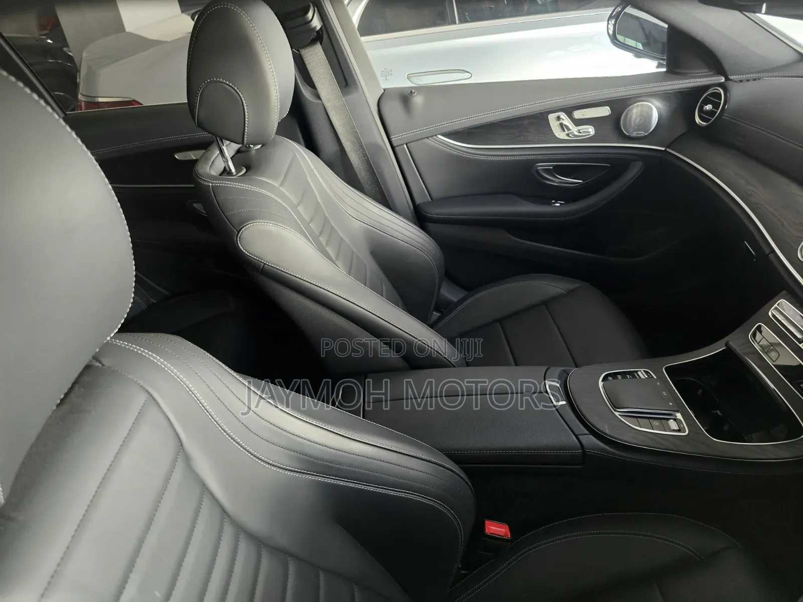 Mercedes-Benz E200 2020 Pearl