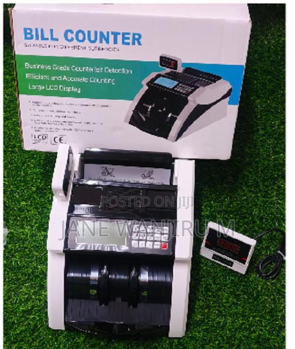 Heavy Duty Cash Counting Machine –< Speed Meets Accuracy - main view