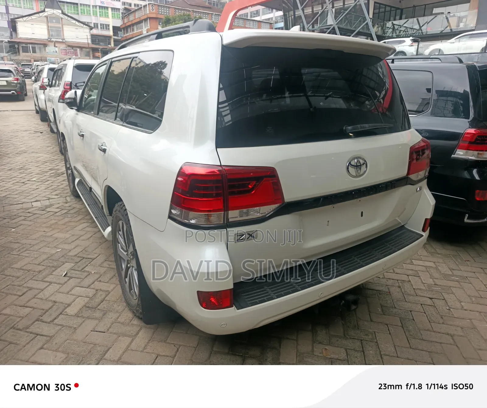 Toyota Land Cruiser 2016 Silver