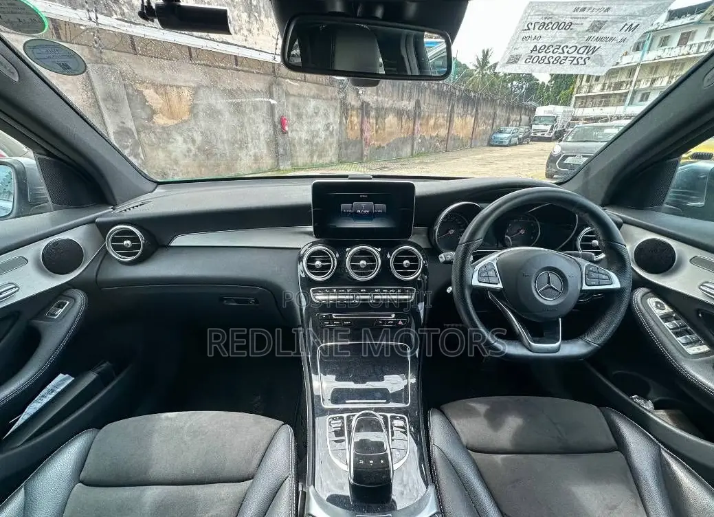 Mercedes-Benz GLC-Class 2019 Gray