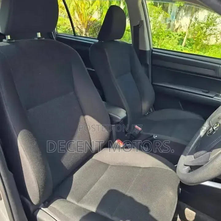 Toyota Corolla Fielder 2020 Silver