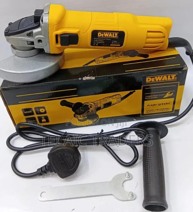 Dewalt Grinder Small 720w
