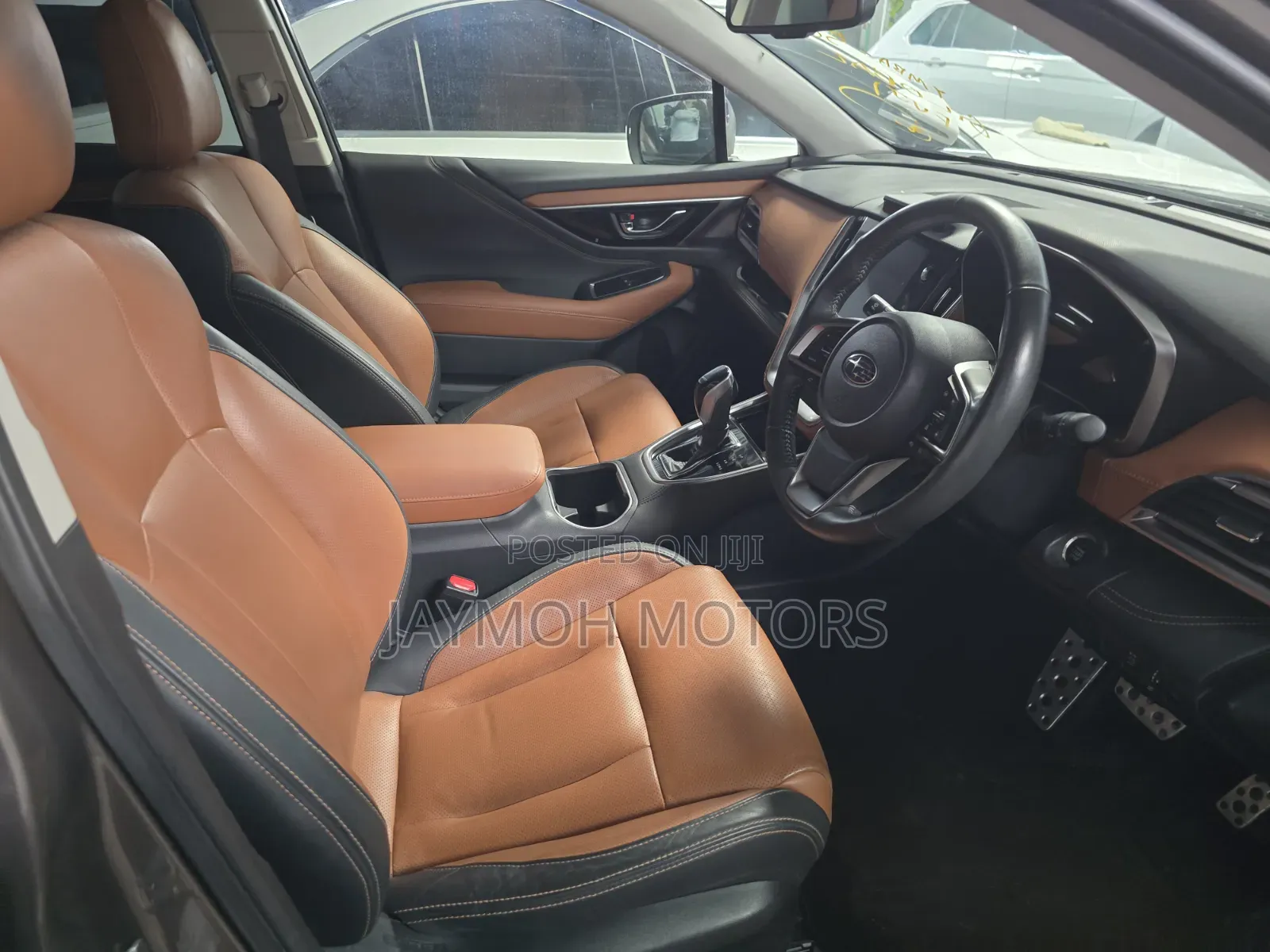 Subaru Outback 2023 Gold