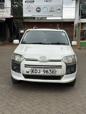 Toyota Succeed SV Premium 2016 White