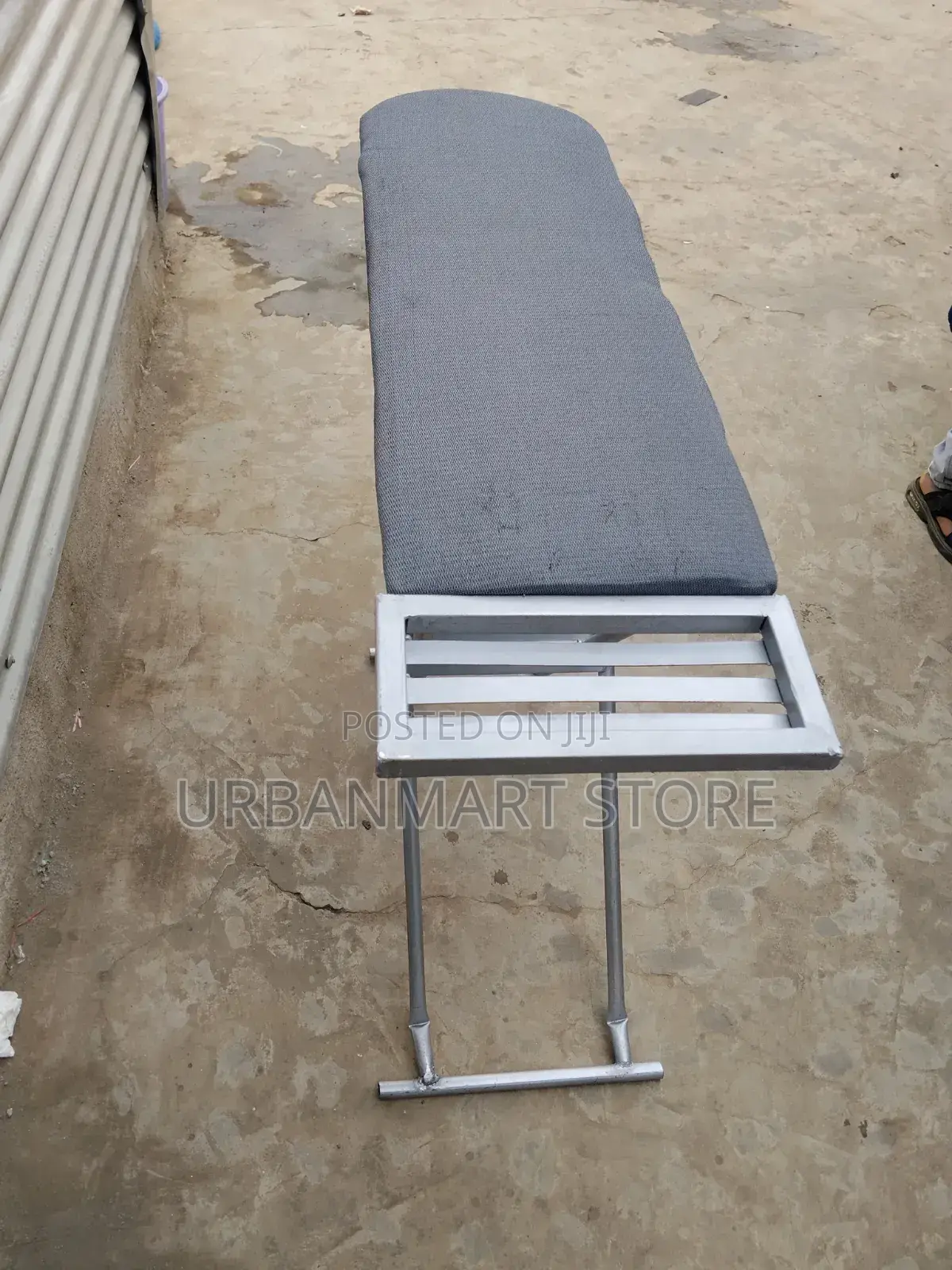 Foldable Ironing Board for All Linen Types, With Iron Rest
