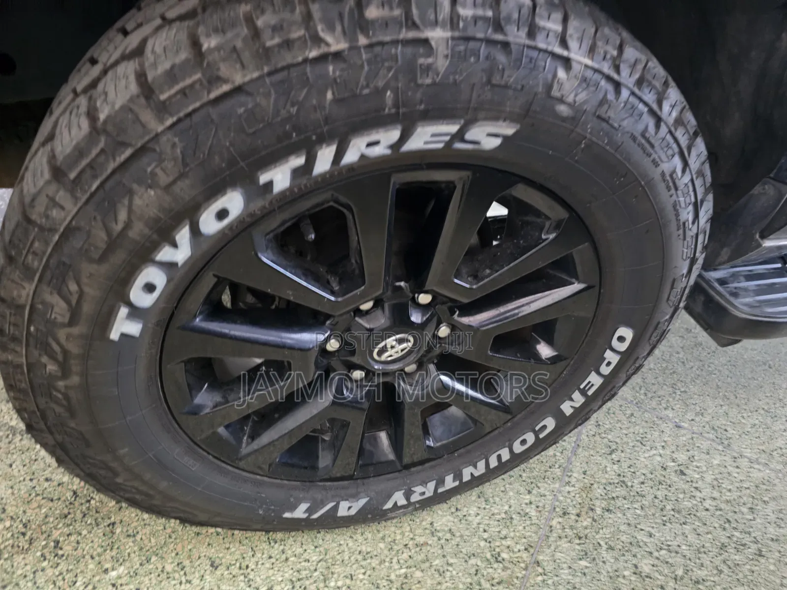 Toyota Land Cruiser Prado 2021 Gold