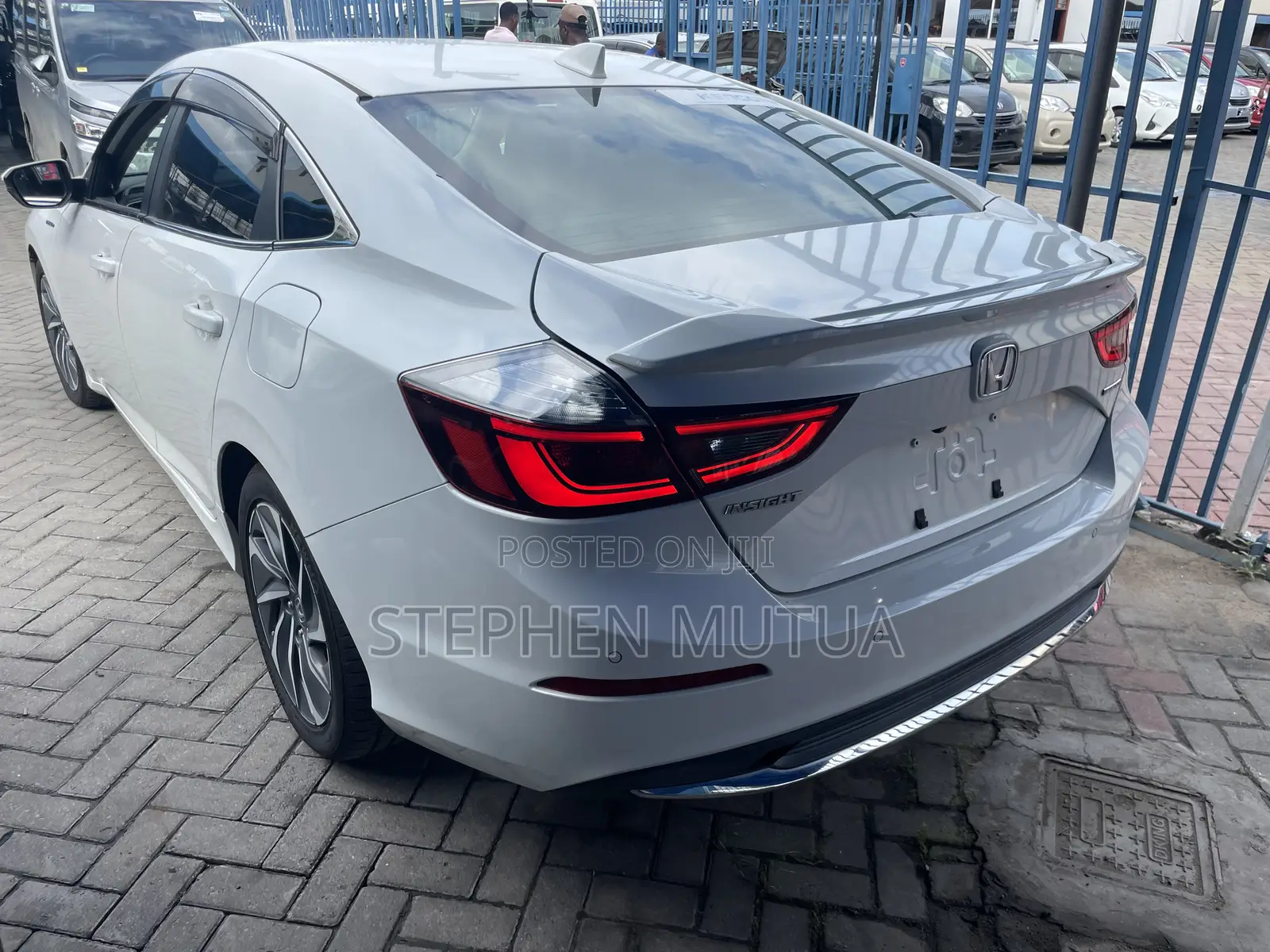 Honda Insight Touring 2019 White