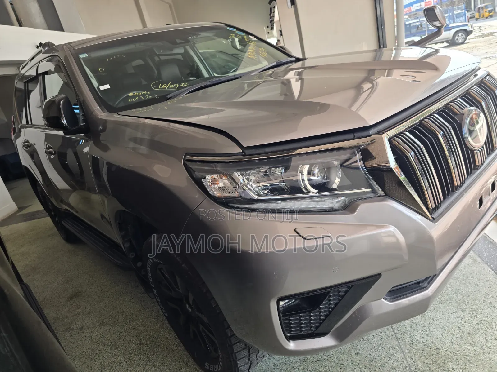 Toyota Land Cruiser Prado 2021 Gold