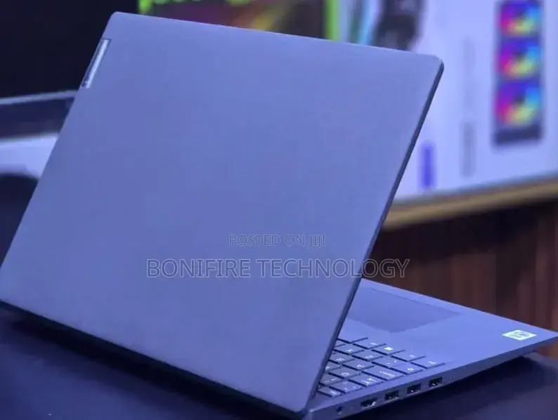 Laptop Lenovo V15 8GB Intel Core i3 SSD 256GB
