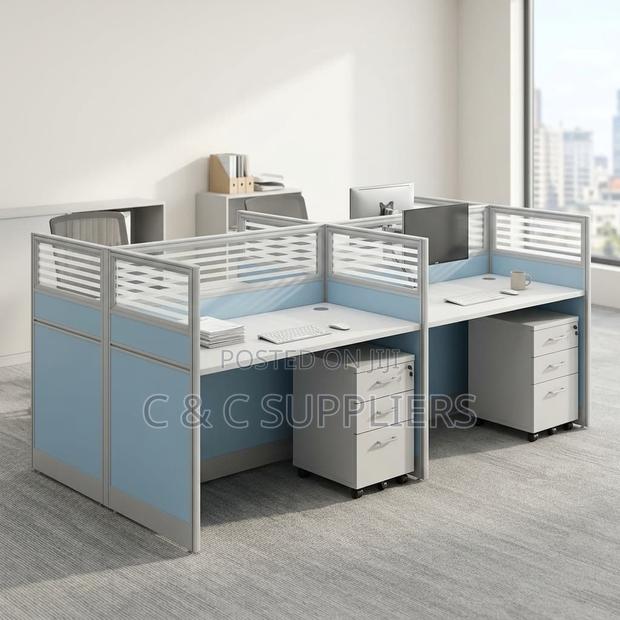 4-Seater Office Workstation