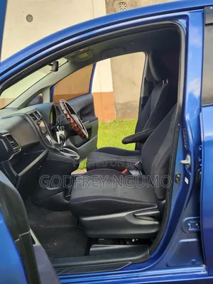 Subaru Trezia 2011 Blue