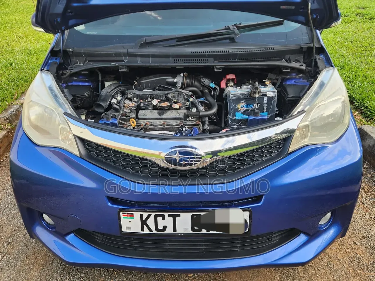 Subaru Trezia 2011 Blue