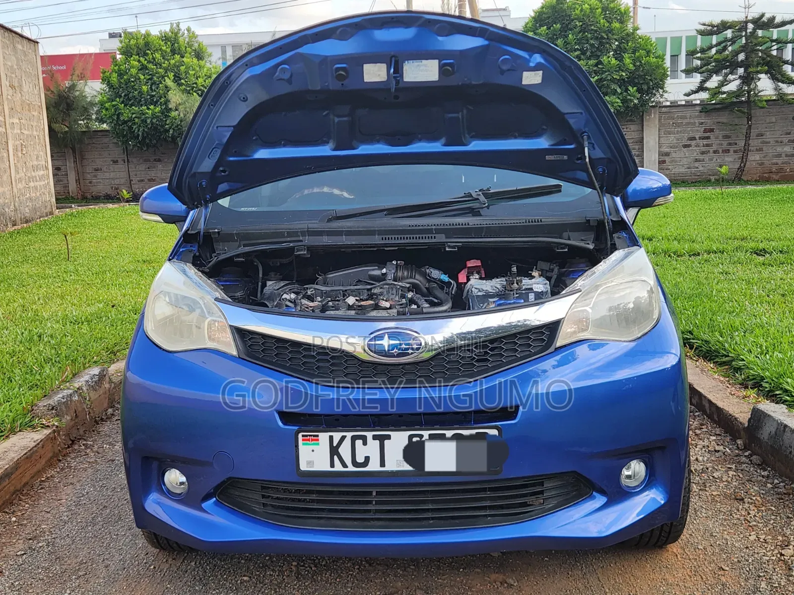 Subaru Trezia 2011 Blue