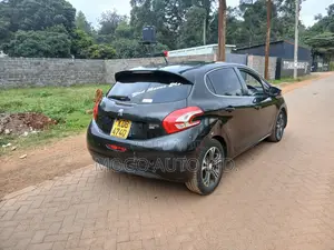 Peugeot 208 2014 Black