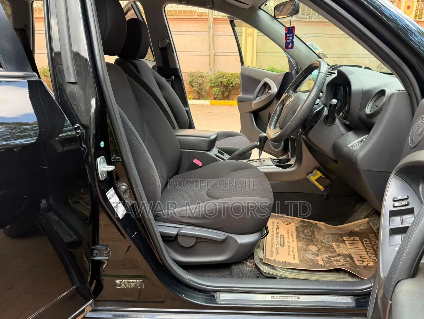 Toyota Vanguard 2012 Black