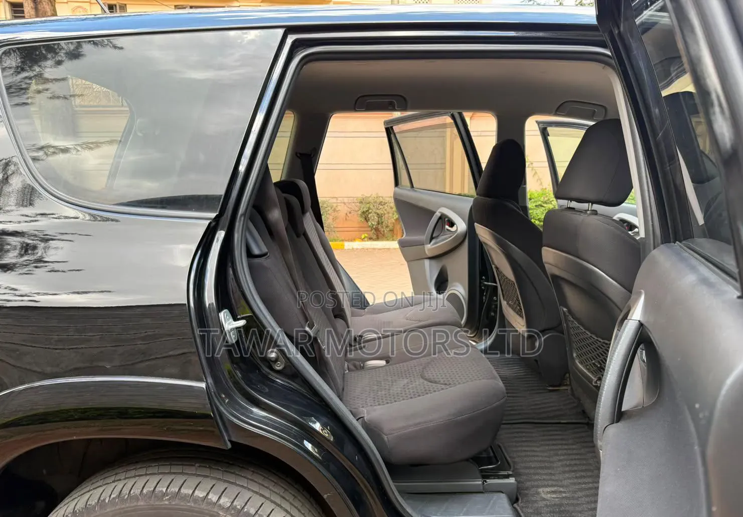 Toyota Vanguard 2012 Black