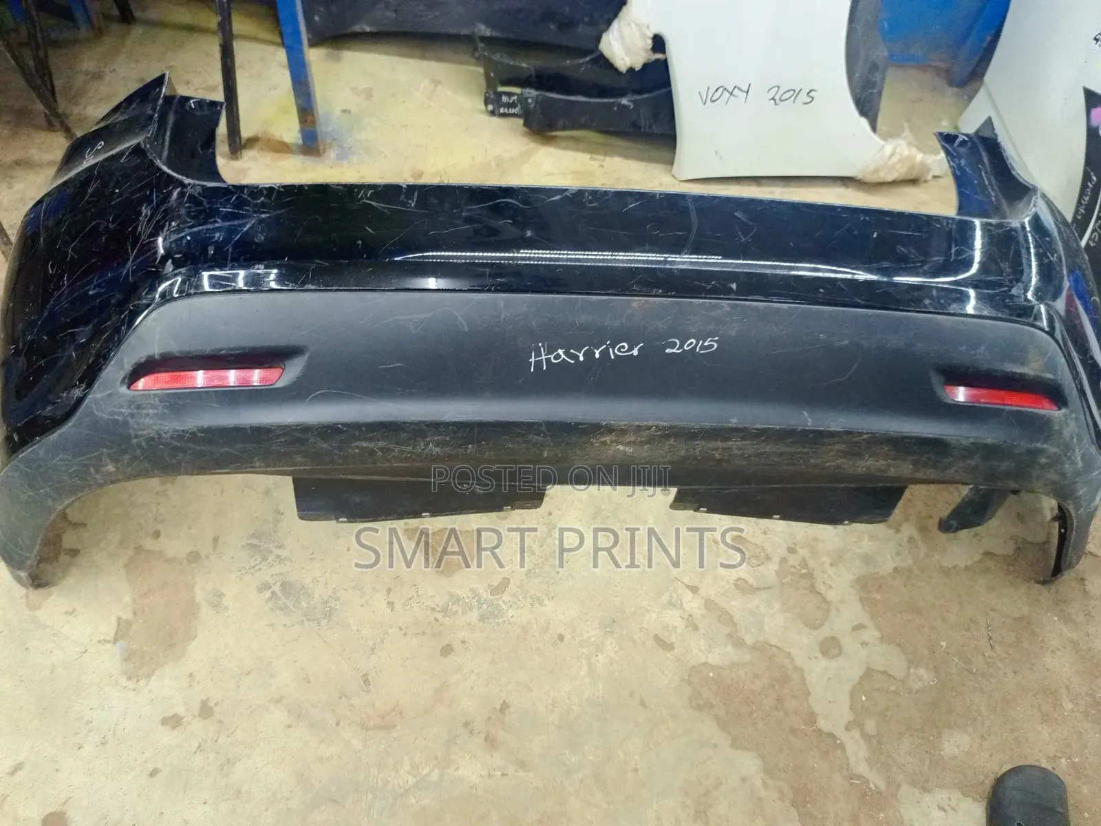 Toyota Harrier 2014 Tear Bumper