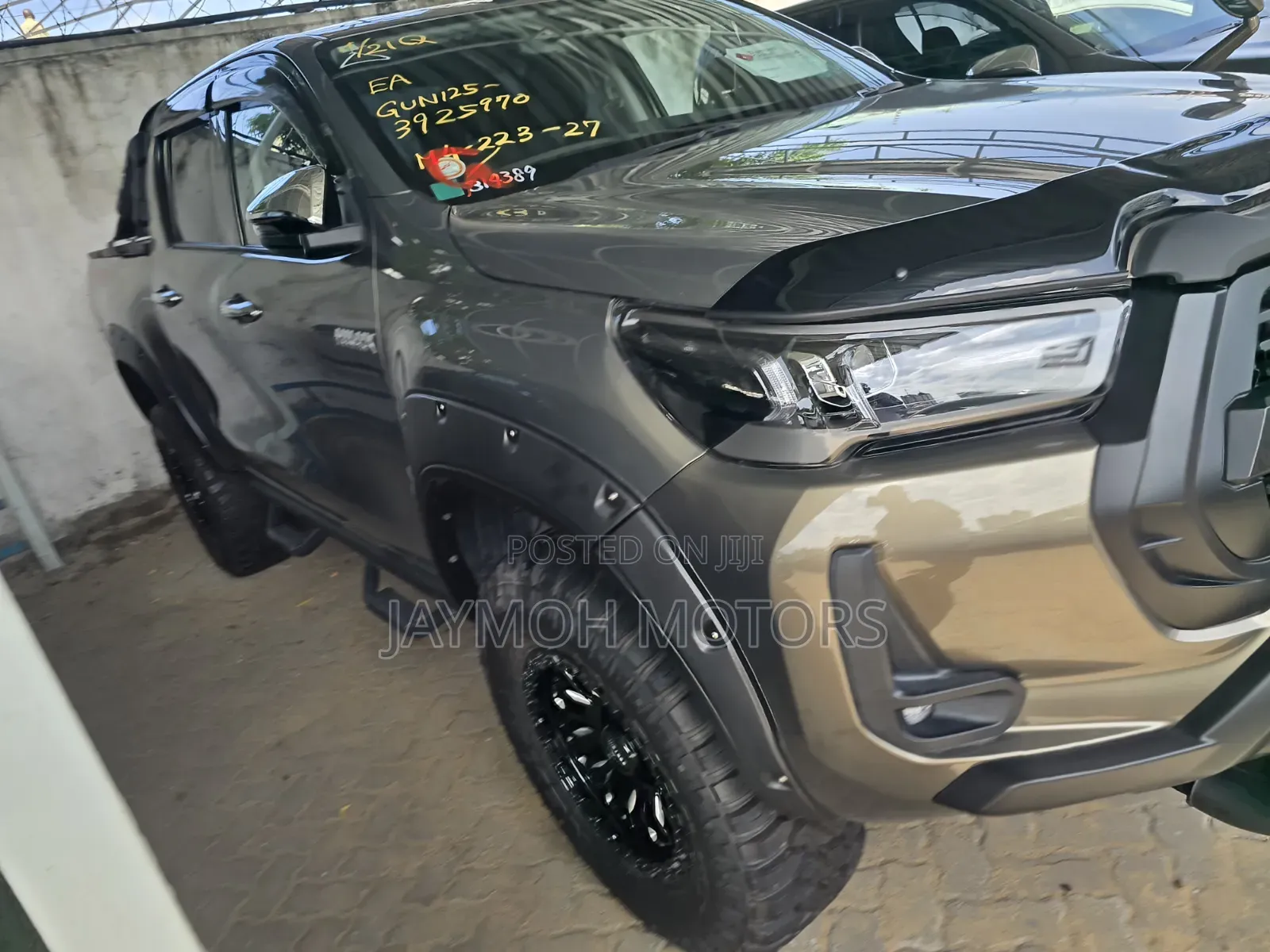 Toyota Hilux 2021 Gold
