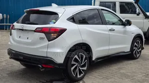 Honda Vezel 2020 White