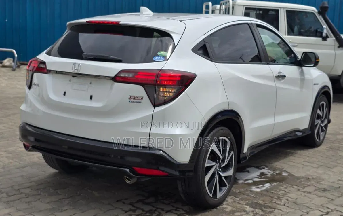 Honda Vezel 2020 White