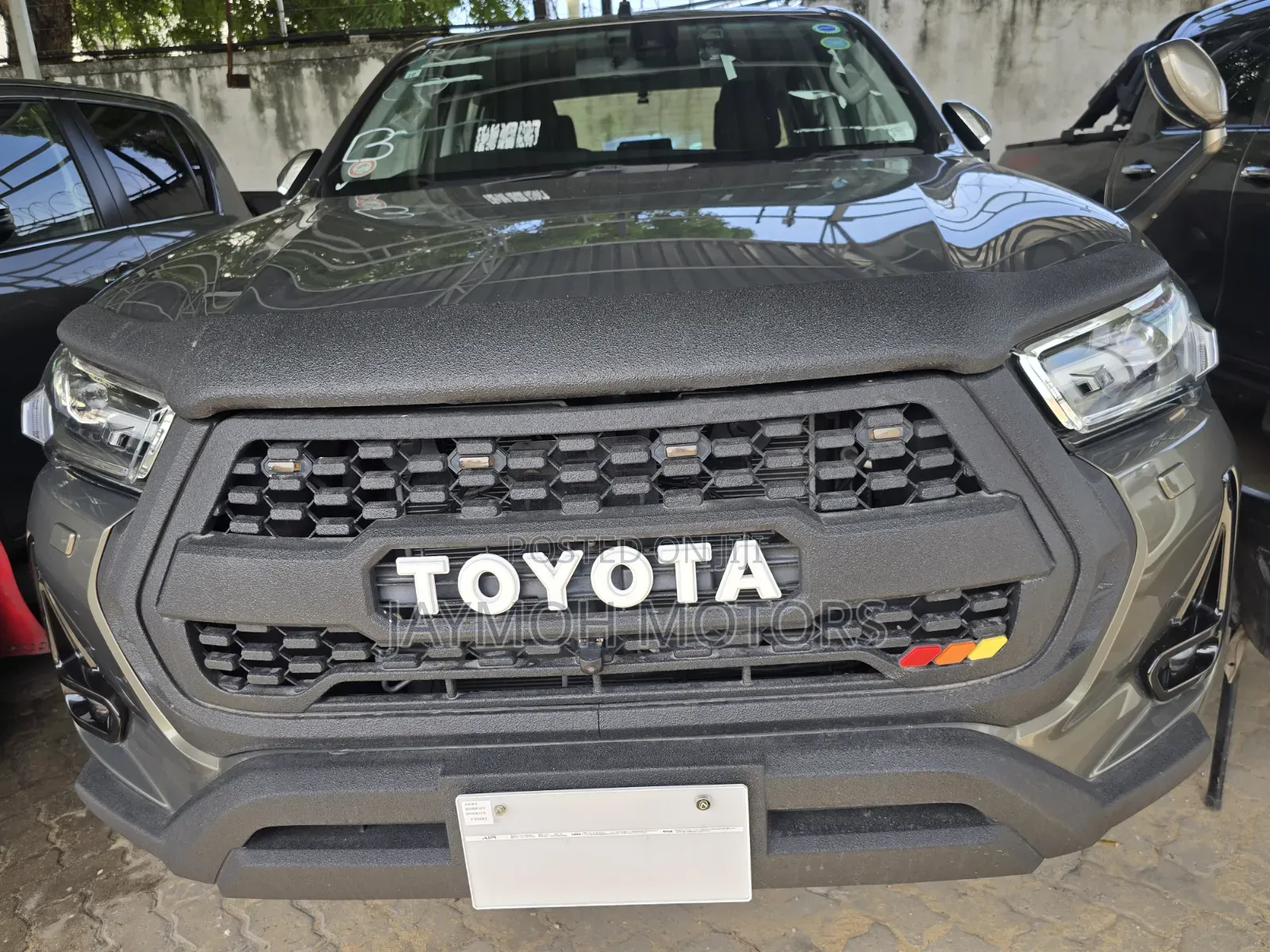 Toyota Hilux 2021 Gold