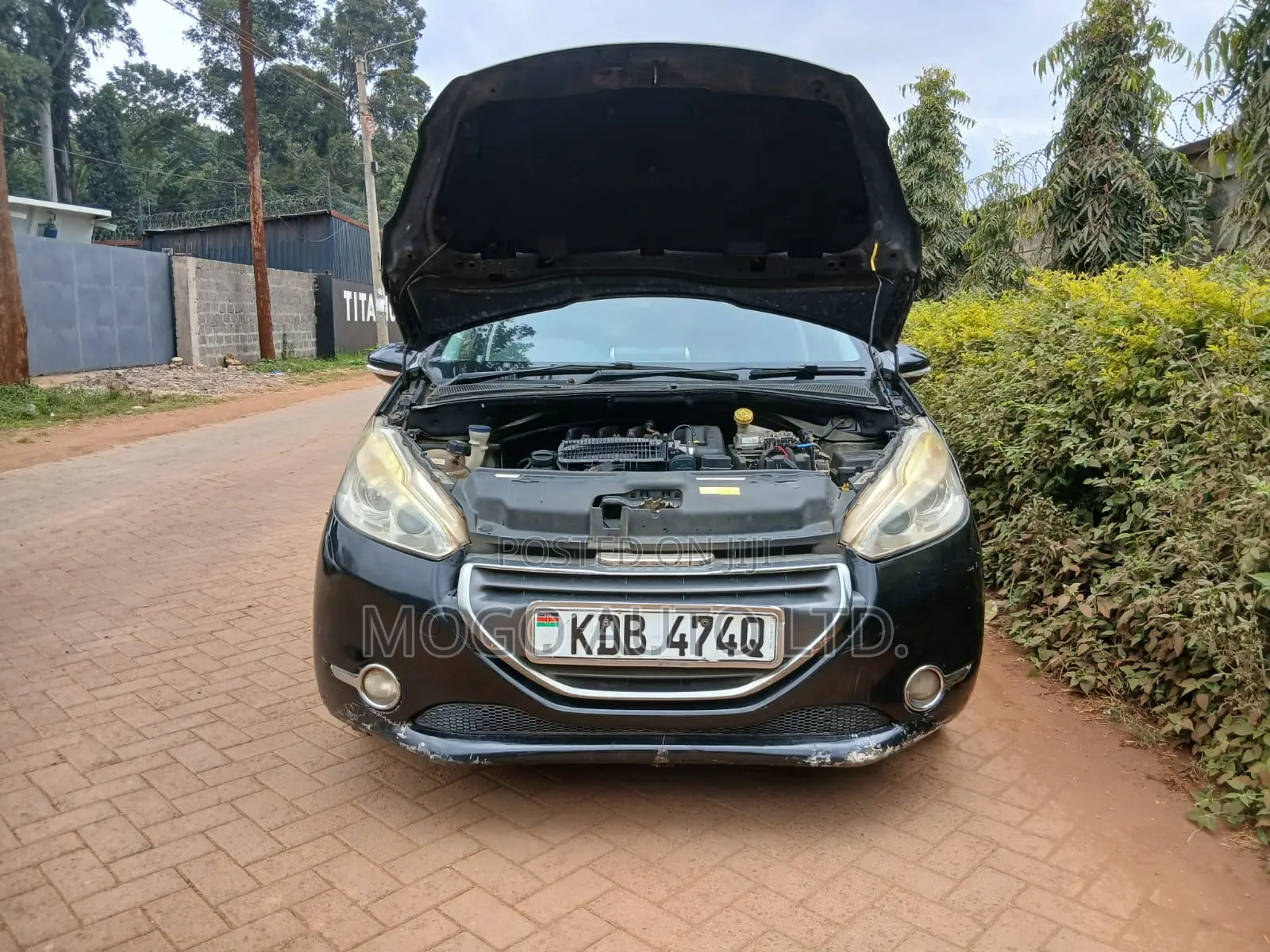 Peugeot 208 2014 Black
