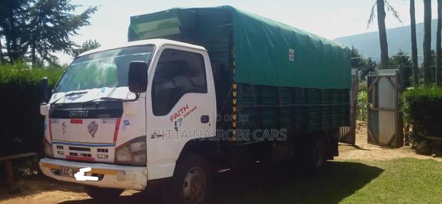 Isuzu NPR 2014 - thumbnail 3