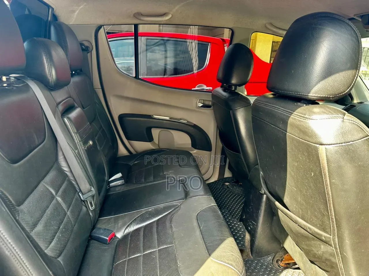 Mitsubishi L200 2011 Black